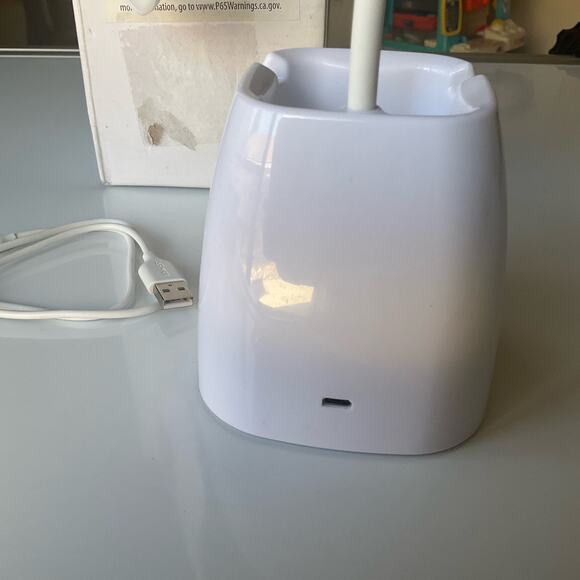 120 Lumen Rechargebale Phone Stand Table Lamp with Touch Switch, White - Picture 4 of 7